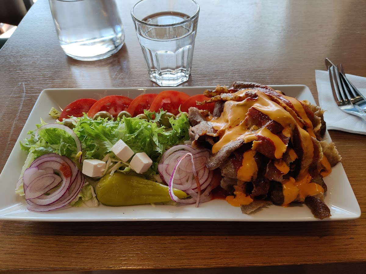 Milan Pizzeria & Kebab Photos 2